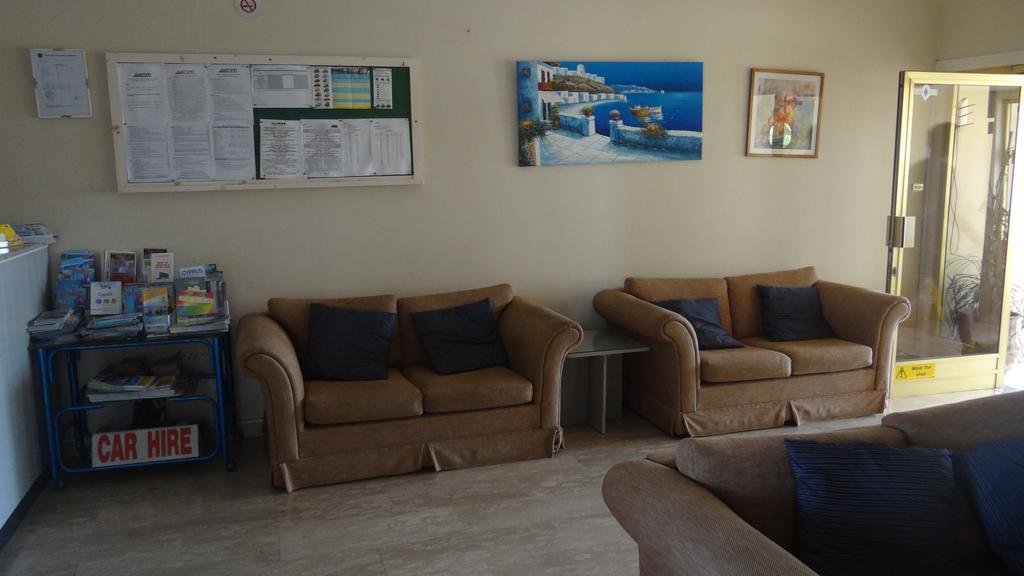 Klashiana Hotel Apartments Voroklini Bagian luar foto