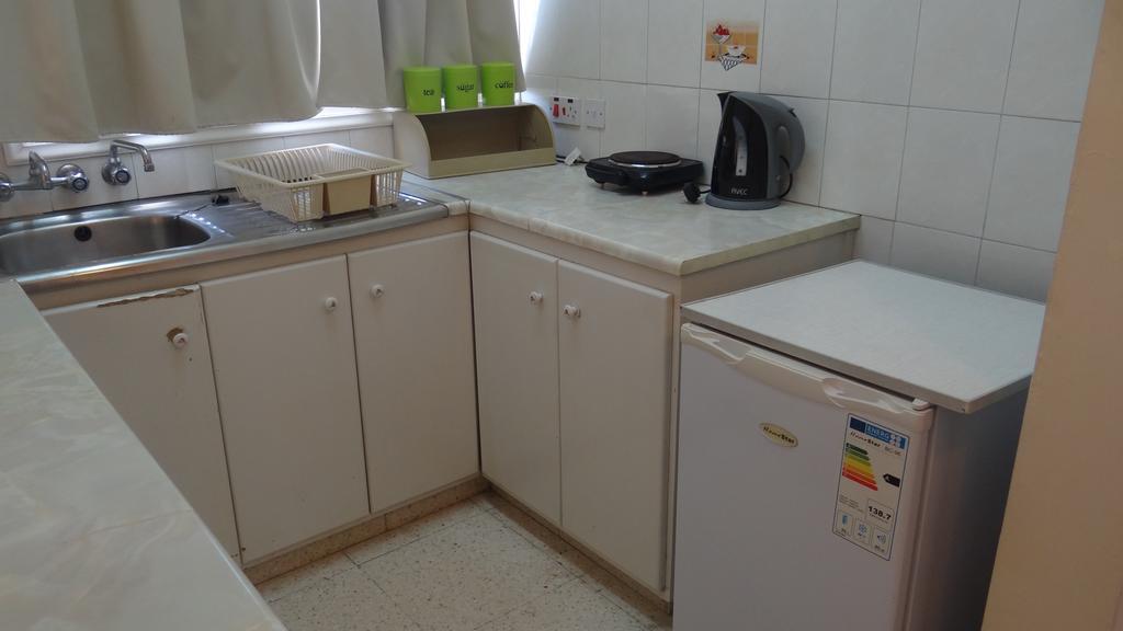 Klashiana Hotel Apartments Voroklini Bagian luar foto
