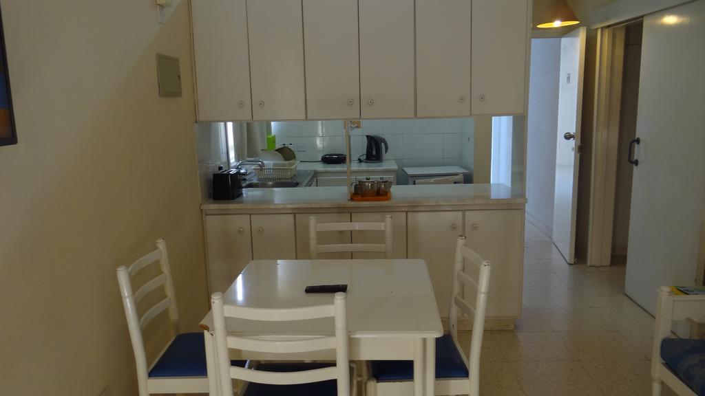 Klashiana Hotel Apartments Voroklini Bagian luar foto