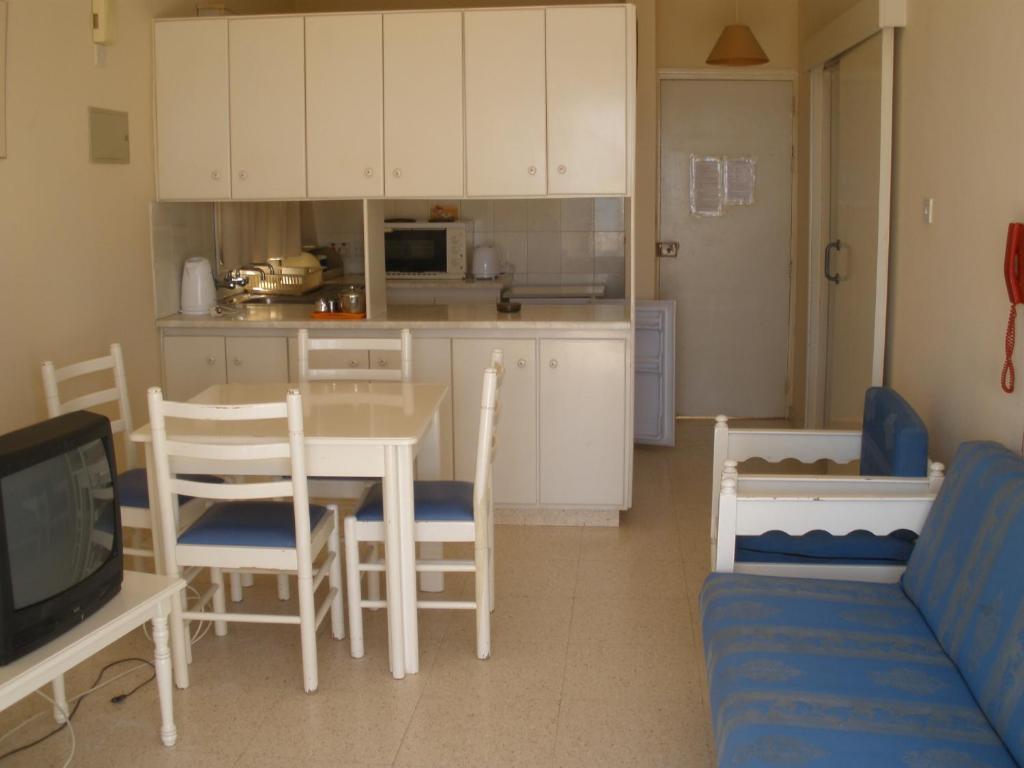 Klashiana Hotel Apartments Voroklini Ruang foto